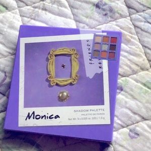 ✨HP✨ Revolution Makeup Friends Monica Eyeshadow Palette New In Box